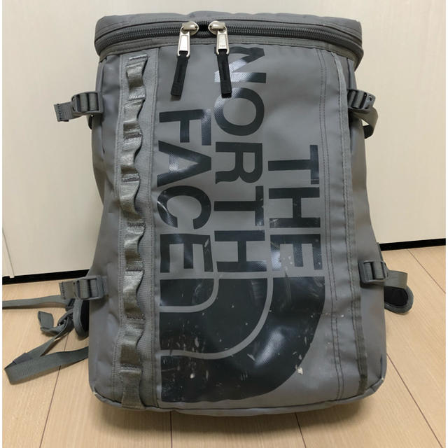 THE NORTH FACE - ノースフェイス★BCヒューズボックス★グレーの通販 by ゆう。's shop｜ザノースフェイスならラクマ