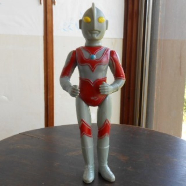 ★超希少,ブルマァク 帰ってきたウルトラマン 大型 ソフビ 玩具 傑作 当時物 | フリマアプリ ラクマ