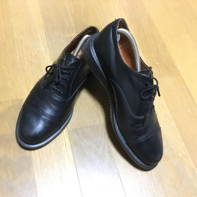 Dr.Martens(ドクターマーチン)のJunky@39さんドクターマーチン サイズ7 イングランド製 ストレートチップ メンズの靴/シューズ(ドレス/ビジネス)の商品写真