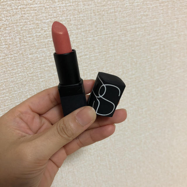 NARS(ナーズ)のNARS 9408 コスメ/美容のベースメイク/化粧品(口紅)の商品写真