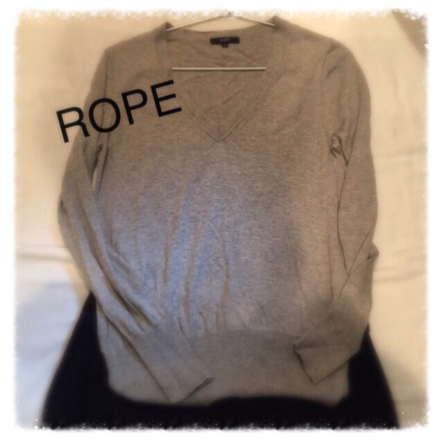 ROPE’(ロペ)のROPE  Vニット☆ レディースのトップス(ニット/セーター)の商品写真