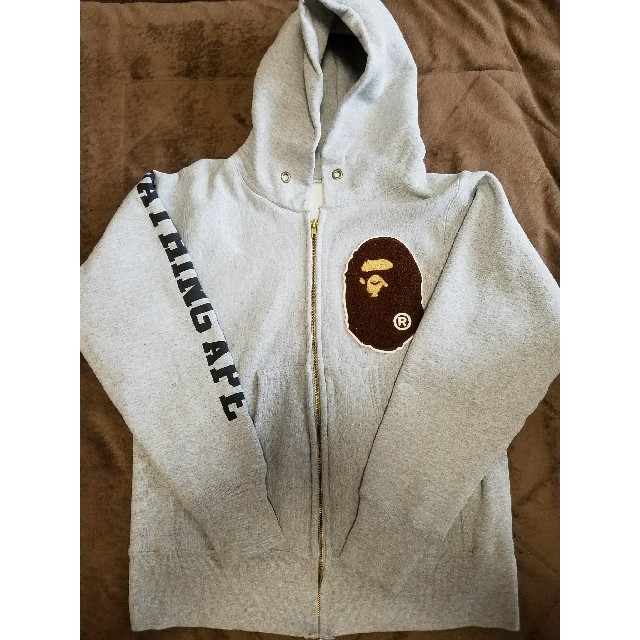 A BATHING APE(アベイシングエイプ)のA BATHING APE☆Championコラボパーカー  Mサイズ メンズのトップス(パーカー)の商品写真