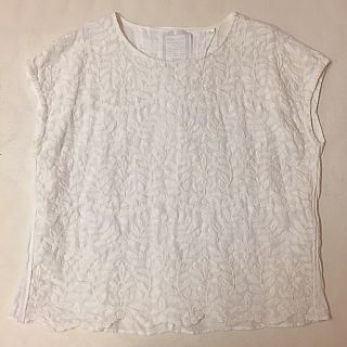 ビアズリー(BEARDSLEY)のビアズリー◎刺繍ブラウス カットソー ホワイト(シャツ/ブラウス(半袖/袖なし))