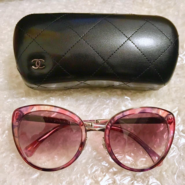 新品♡CHANEL サングラス フラワー ピンク パープルグラデ シャネル 完売