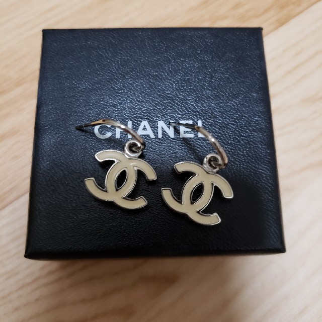 レディースCHANEL ピアス