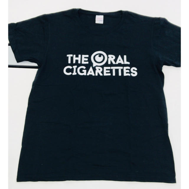 THE ORAL CIGARETTES 目立ちたがりロゴTシャツ エンタメ/ホビーのタレントグッズ(ミュージシャン)の商品写真