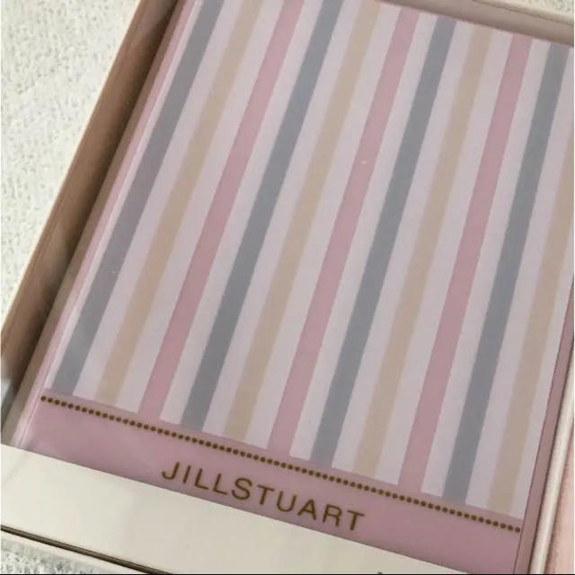 JILLSTUART(ジルスチュアート)の新品ギフト⭐️ ジルスチュアート 箱入り ミラー  ハンカチ セット ストライプ レディースのファッション小物(ハンカチ)の商品写真