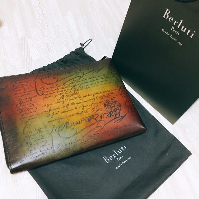 未使用品】 - Berluti (再出品)ベルルッティ クラッチバッグ マルチ