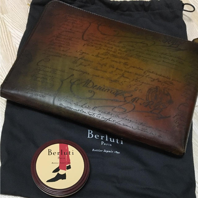 Berluti(ベルルッティ)の(再出品)ベルルッティ マルチパティーヌ クラッチバッグ メンズのバッグ(セカンドバッグ/クラッチバッグ)の商品写真