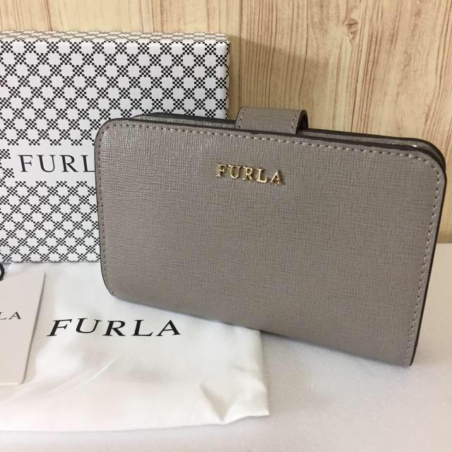 新品☆ FURLA(フルラ)グレー グレージュ レザー 折り財布