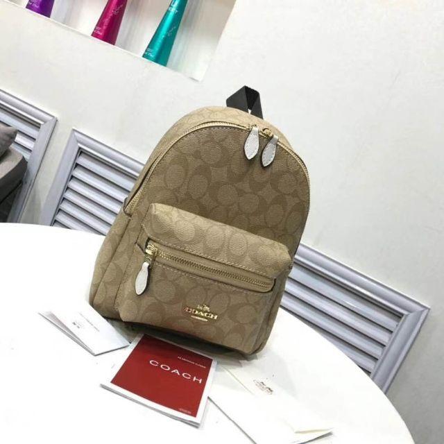 リュック/バックパックcoach　　ミニリュックバッグ