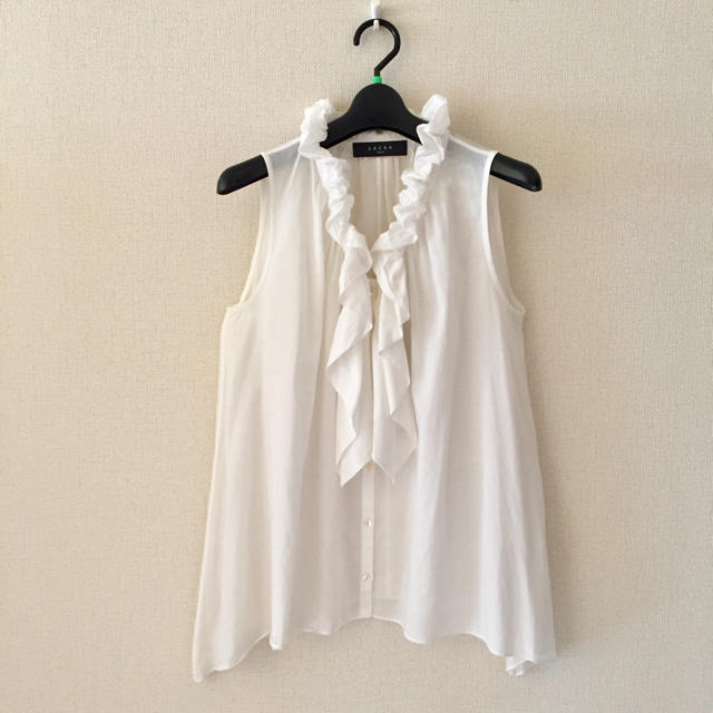 DEUXIEME CLASSE(ドゥーズィエムクラス)のSACRA♡ホワイトデザインシャツ レディースのトップス(シャツ/ブラウス(半袖/袖なし))の商品写真