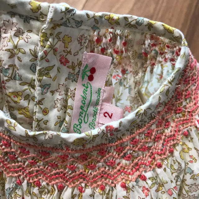 ボンポワン スモッキング ブラウス 刺繍 リバティ 2a/トップス Tシャツ