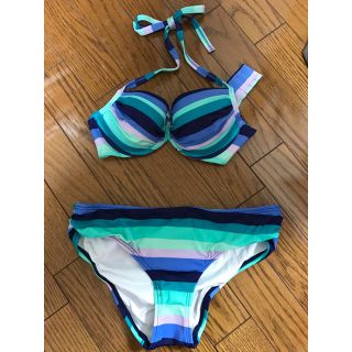 ヴィクトリアズシークレット(Victoria's Secret)の【新品】Victoria's secret ストライプビキニ(水着)