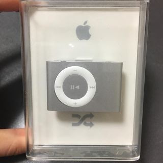 アイポッドタッチ(iPod touch)の新品❗️iPod shuffleシルバー 第2世代 1GB iPod touch(ポータブルプレーヤー)