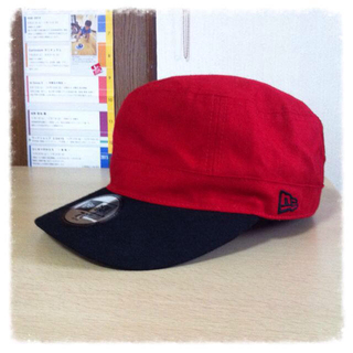 ニューエラー(NEW ERA)の赤黒帽(キャップ)