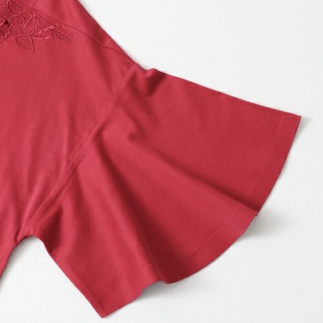 URBAN RESEARCH ROSSO(アーバンリサーチロッソ)のレース刺繍Tシャツ レディースのトップス(Tシャツ(半袖/袖なし))の商品写真