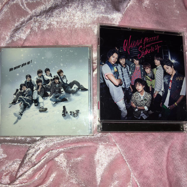 Kis-My-Ft2(キスマイフットツー)のKis-My-Ft2 CD  初回+通常 4枚セット エンタメ/ホビーのタレントグッズ(アイドルグッズ)の商品写真