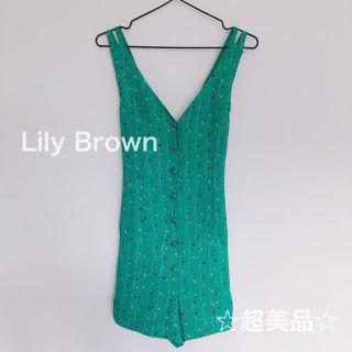 リリーブラウン(Lily Brown)の【超美品】リリーブラウン レトロハート柄キャミソールロンパース (オールインワン)