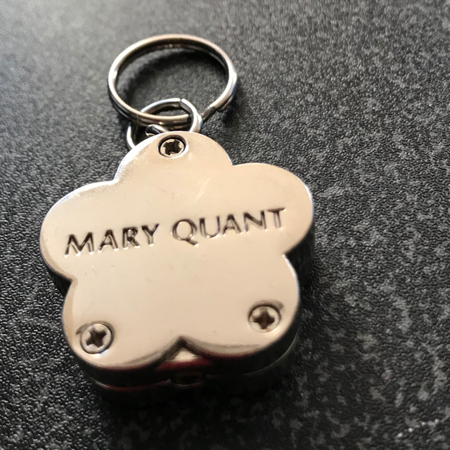 MARY QUANT(マリークワント)のキーホルダー レディースのファッション小物(キーホルダー)の商品写真