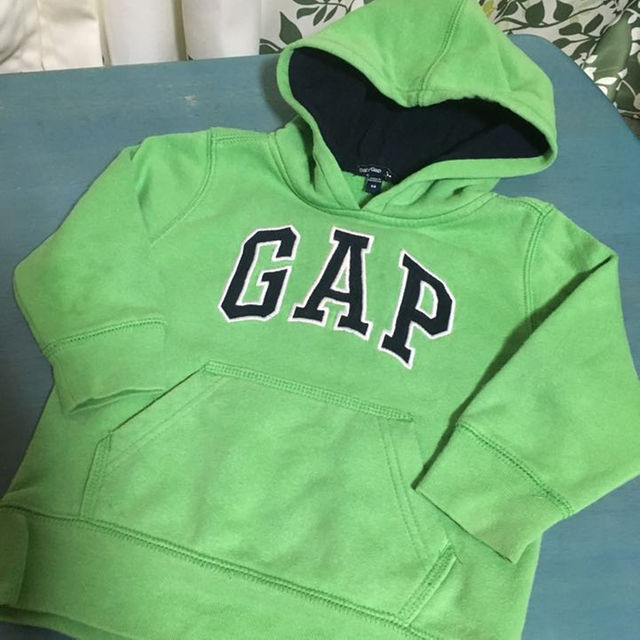 babyGAP(ベビーギャップ)のGAP パーカー ベビー 80cm キッズ/ベビー/マタニティのベビー服(~85cm)(その他)の商品写真