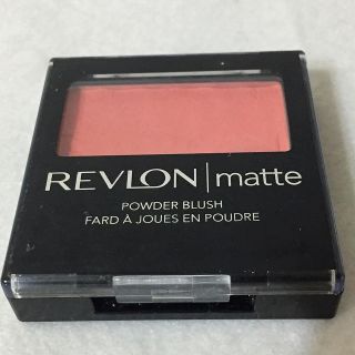 レブロン(REVLON)のレブロンのマットパウダーブラッシュ08番(チーク)