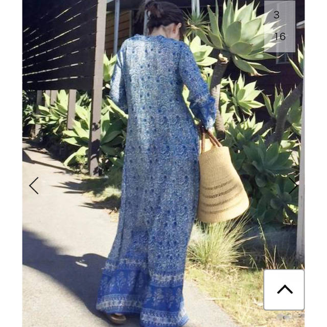 L'Appartement DEUXIEME CLASSE(アパルトモンドゥーズィエムクラス)の【新品 未使用】アパルトモン BLUE BOHEME PRNTED DRESS レディースのワンピース(ロングワンピース/マキシワンピース)の商品写真