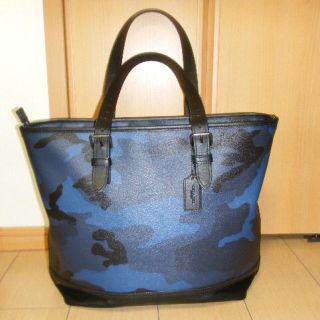 COACH - コーチ COACH カモフラトート 青系 レザー PVC F57565 中古美