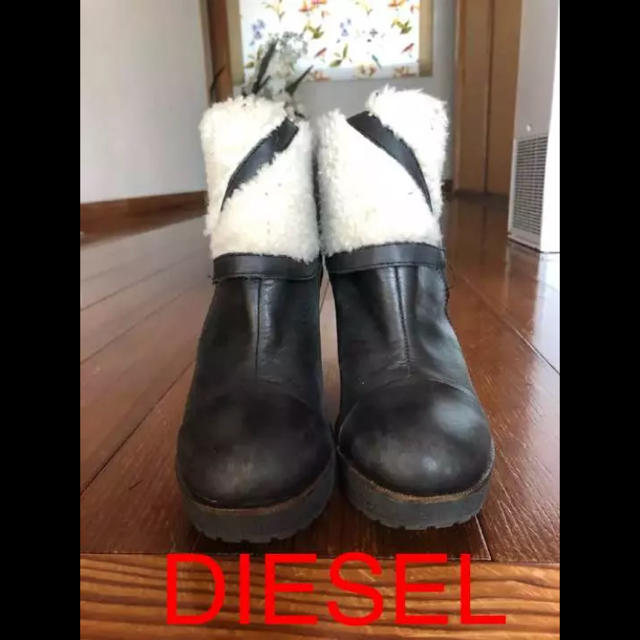 DIESEL(ディーゼル)の【DIESEL ディーゼル】 ムートンショートブーツ レディースの靴/シューズ(ブーツ)の商品写真