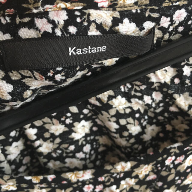 Kastane(カスタネ)のkastane 小花柄ワンピース レディースのワンピース(ひざ丈ワンピース)の商品写真