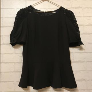 アプワイザーリッシェ(Apuweiser-riche)の美品★アプワイザーリッシェ ペプラムトップス size 2(カットソー(半袖/袖なし))