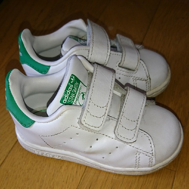 adidas(アディダス)のadidas　スタンスミス　12,5 キッズ/ベビー/マタニティのベビー靴/シューズ(~14cm)(スニーカー)の商品写真