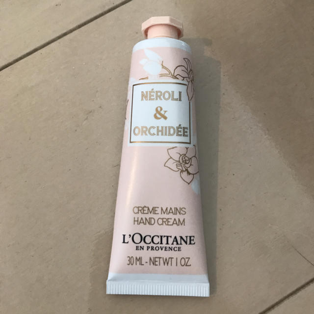 L'OCCITANE(ロクシタン)のハンドクリーム コスメ/美容のボディケア(ハンドクリーム)の商品写真