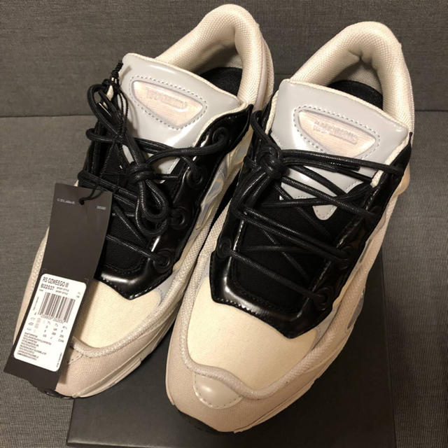 RAF SIMONS(ラフシモンズ)の新品 raf simons adidas OZWEEGO 3 26.0cm  メンズの靴/シューズ(スニーカー)の商品写真