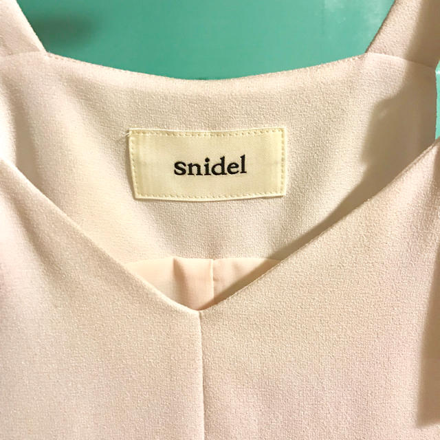 SNIDEL(スナイデル)のsnidel スナイデル Aラインマキシワンピース レディースのワンピース(ロングワンピース/マキシワンピース)の商品写真