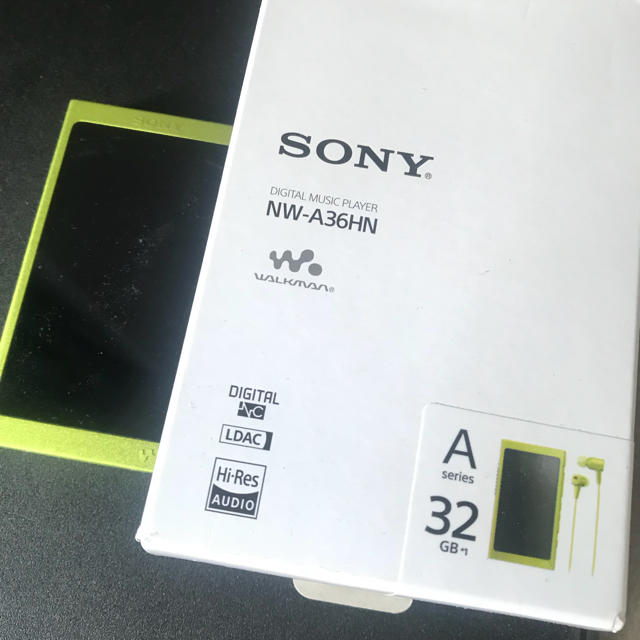 WALKMAN(ウォークマン)のSONY WALKMAN NW-A36HN 32GB イヤホンなし スマホ/家電/カメラのオーディオ機器(ポータブルプレーヤー)の商品写真