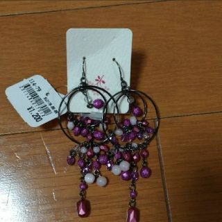 ピアス(ピアス)