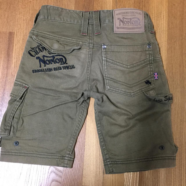 Norton(ノートン)のNorton ボーイズパンツ 半ズボン 120 キッズ/ベビー/マタニティのキッズ服男の子用(90cm~)(パンツ/スパッツ)の商品写真