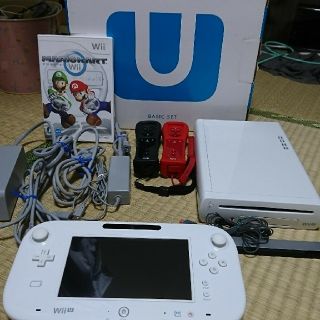 ウィーユー(Wii U)のWiiU本体 8ギガ  Wiiリモコンプラスセット(家庭用ゲーム機本体)