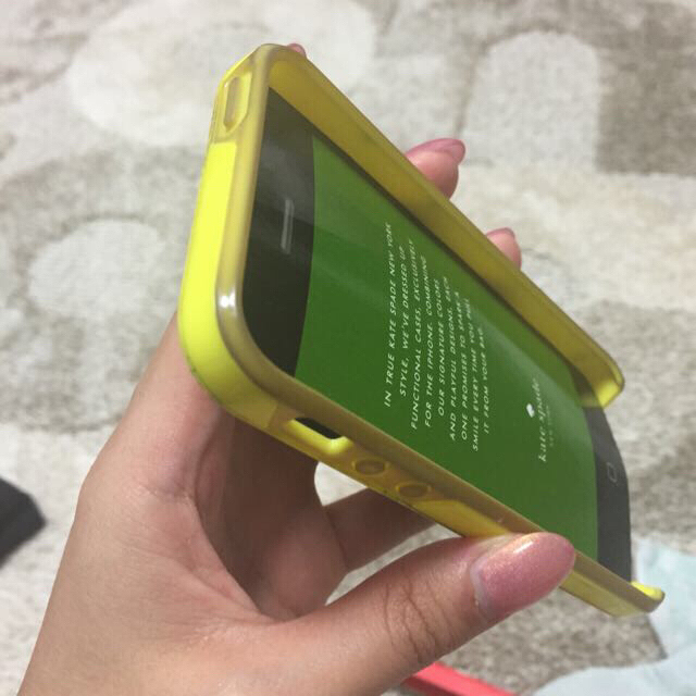 kate spade new york(ケイトスペードニューヨーク)のケイトスペード♡iPhone5ケース スマホ/家電/カメラのスマホアクセサリー(モバイルケース/カバー)の商品写真