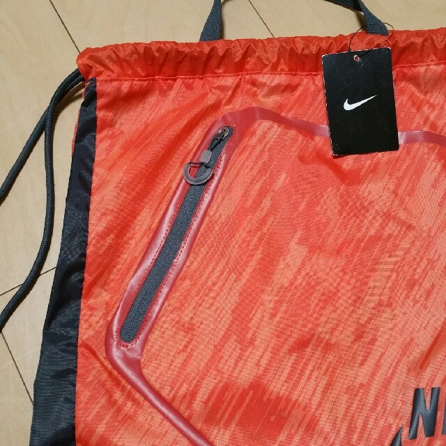 NIKE(ナイキ)の★NIKE かすれオレンジ プールバック★ キッズ/ベビー/マタニティのこども用バッグ(その他)の商品写真