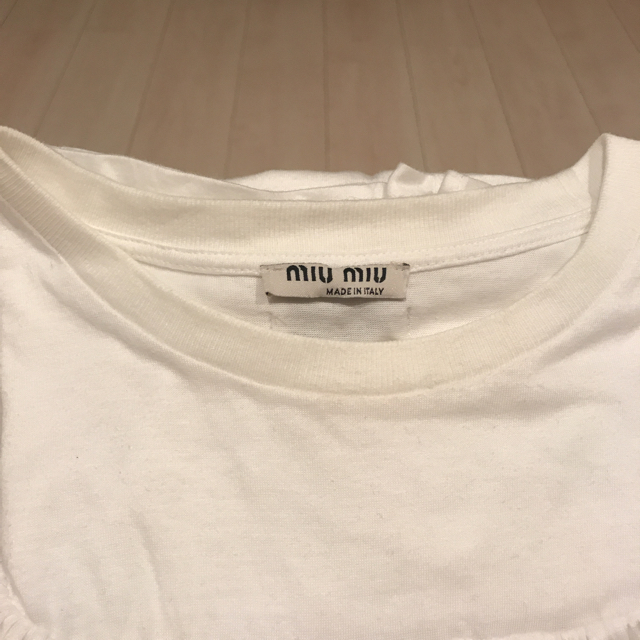 miumiu(ミュウミュウ)のmiumiuTシャツ レディースのトップス(Tシャツ(半袖/袖なし))の商品写真