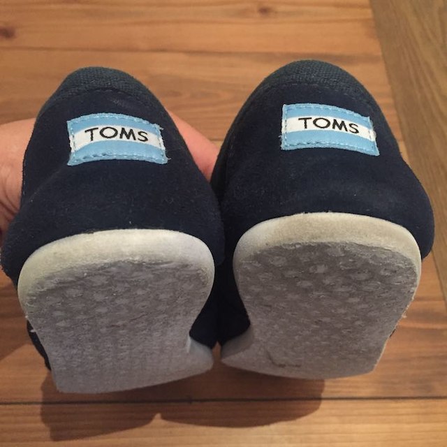 BEAUTY&YOUTH UNITED ARROWS(ビューティアンドユースユナイテッドアローズ)のTOMS スウェード  26cm メンズの靴/シューズ(スリッポン/モカシン)の商品写真