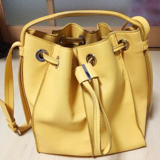 ザラ(ZARA)のZARA イエロー バッグ(ショルダーバッグ)