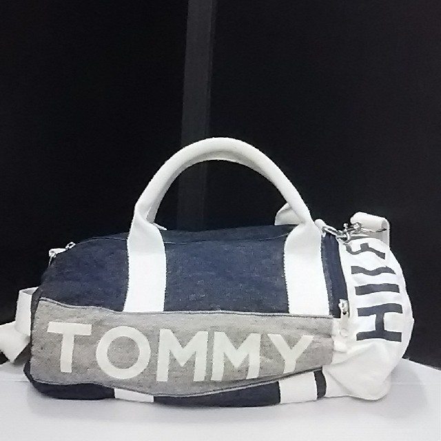 TOMMY HILFIGER(トミーヒルフィガー)の王道人気デザイン!トミーヒルフィガー2WAYボストンショルダーバッグビンテージ メンズのバッグ(ショルダーバッグ)の商品写真