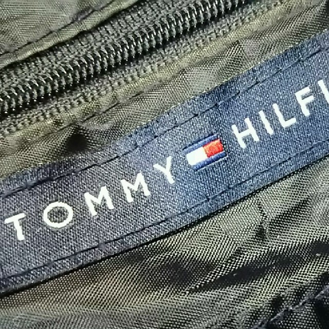 TOMMY HILFIGER(トミーヒルフィガー)の王道人気デザイン!トミーヒルフィガー2WAYボストンショルダーバッグビンテージ メンズのバッグ(ショルダーバッグ)の商品写真