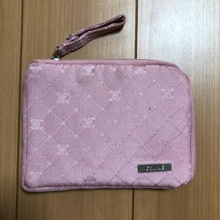CELINE(ポーチ ・ ピンク/桃色系)のフリマアイテム一覧 CELINE(ポーチ ・ ピンク/桃色系)のフリマアイテム一覧