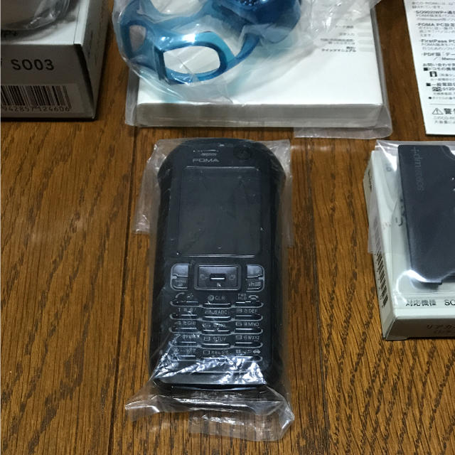 SONY(ソニー)のSONY SO902iWP スマホ/家電/カメラのスマートフォン/携帯電話(携帯電話本体)の商品写真