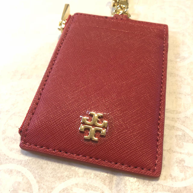 Tory Burch(トリーバーチ)のまこ姉様専用 トリーバーチ 定期入れ パスケース ID レザー ロゴ レッド レディースのファッション小物(名刺入れ/定期入れ)の商品写真