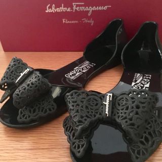 フェラガモ(Ferragamo)のフェラガモ  黒ラバーサンダル(ハイヒール/パンプス)